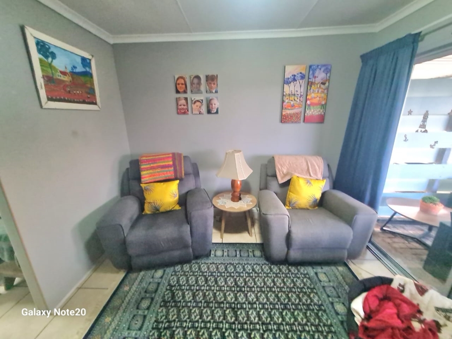 3 Bedroom Property for Sale in Paradise Beach Eastern Cape